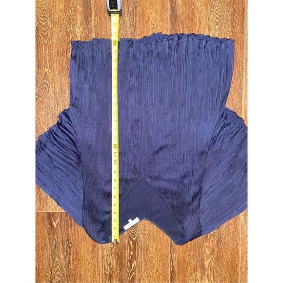 VINCE Flutter Sleeve Crushed Satin Top In Coastal, Navy Blue, Sz Large, MP $295 - Picture 5 of 13